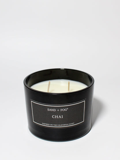 Chai 12 oz scented candle Black vessel with Wood Lid