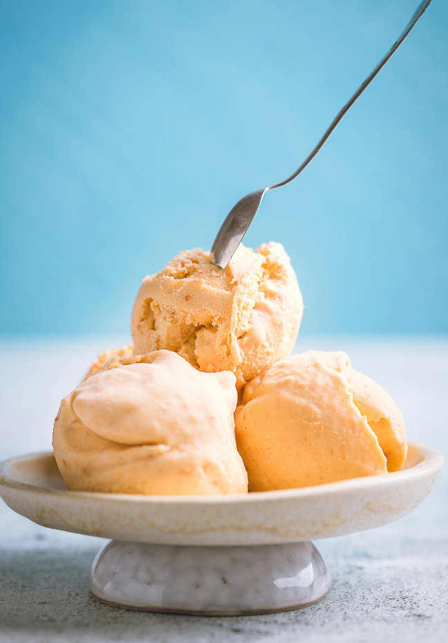 Orange Vanilla 12 oz scented candle